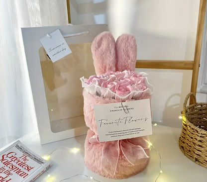 Flower arrangements in a unique, themed