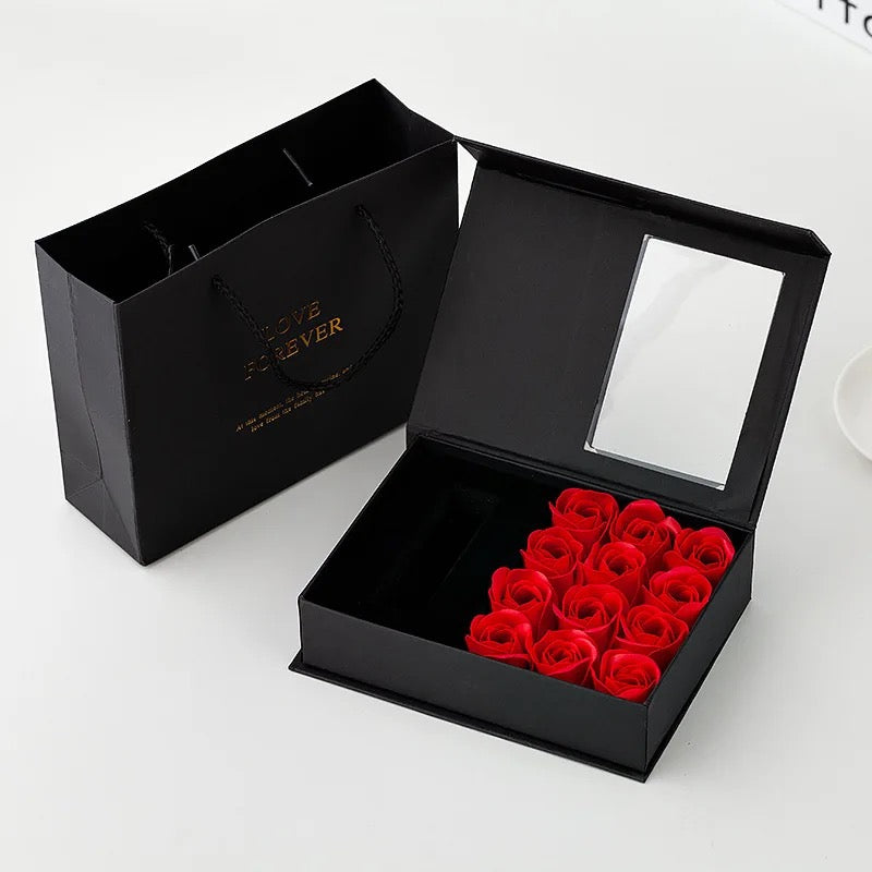 12 Roses Gift box